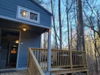 Raccoon's Nook Tiny Home Hôtels à proximité de : Vogel State Park