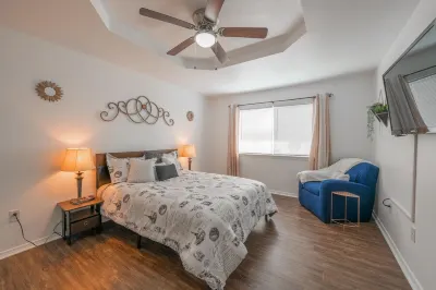 Spacious 4 Bd/2 Ba Home w/ Entertainment Rm & Fire Pit - Close to Ft. Cavazos!! 롱 브랜치 공원 주변 호텔