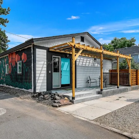 Adorable Modern Guesthouse - West Downtown Boise