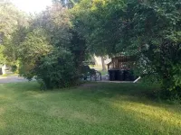 Main Street Home-Locally Owned-No Cleaning Fees-Pets Allowed Hotel a Webster