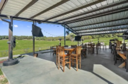 New Lake Travis Home on Golf Course w/Golf Cart