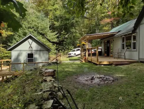 Twin Oaks at Linville, Private, Newly remodeled!