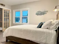 Waterfront Lakehouse Near Fifa Gillette Stadium, Central to Boston & Providence Hotels in Wrentham