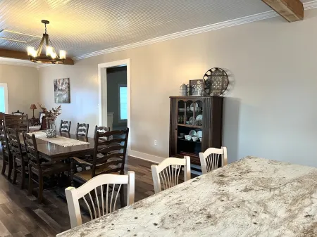 Littlefield Farmhouse in Princeton, KY