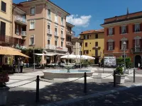 Casa Angiolina, centro paese, meravigliosa vista lago - 3-Star