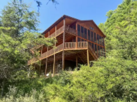 Entire Cabin in Lost River w/ fire pit + pet friendly!