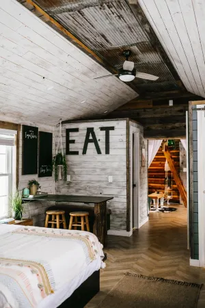 Elkhorn Log Cabin:Secluded Setting:Prime Location Отели в г. Вулверин