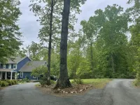 Private studio apartment in the heart of Ivy, Virginia