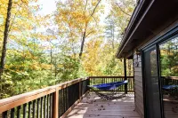 Olaf's Gone Hiking - Pet friendly