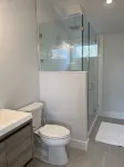 Brand New, Modern and Cozy 1 bedroom, 1 bath cottage! Secluded and convenient.