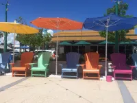 UNIT 2 VILLA BETTINA , 200 steps to beautiful beach , downtown, restaurants