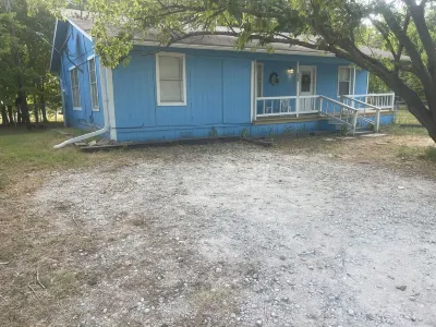 Blue Pool House