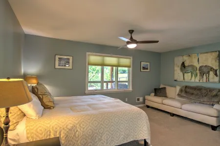 4Br Home on Sabre Hill Horse Farm 25 acres ~ Bourbon Trail