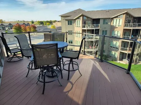 Luxury Lakeside Bridges Bay Condo