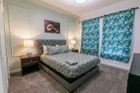 New 6 Br/5 Ba Pool/Game /Themed Handpainting Villa