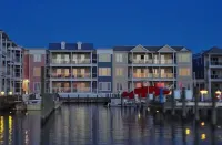 Sunset Bay Villa 210-Downtown Waterfront Sunsets