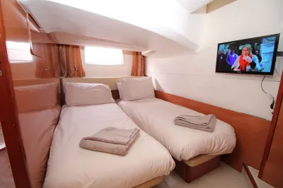 Luxury 2 cabin Motor Yacht in Lymington's beautiful Yacht Haven