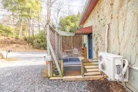 Tranquility Suite with Porch! Pet- Friendly! - Wifi