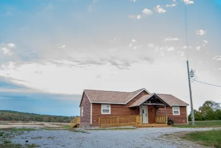 On the Wine Trail - Shawnee & Giant City Minutes Away- Jetted Tubs