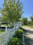 Charming One Bedroom Lake Erie Cottage in Geneva-On-The Lake