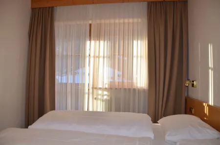 Beautiful attic apartment - Free WIFI Отели рядом с достопримечательностью «Канатка на Seceda»