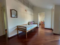 Chiavari apartment with reserved parking space in a residential context