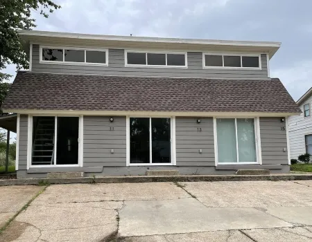 2Br Getaway-  2 Min. Walk to Lake Livingston and Marina