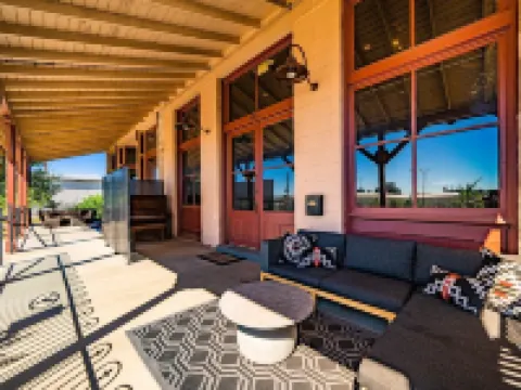 THE URBAN COWBOY | Historic loft meets the spirit of the cowboy Hotels in Llano