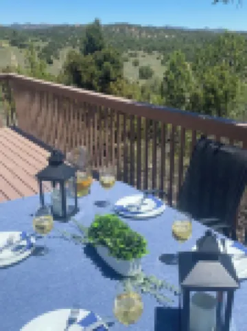 Mineral Spring at Zion. 15 Minutes to Zion's East gate! Beautiful hilltop home.