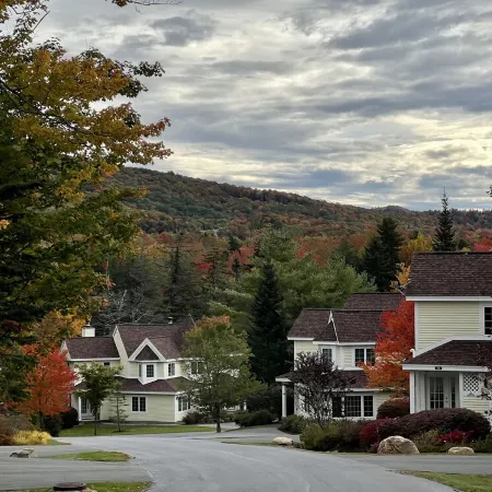 Summer Escape Near Lakes, Trails & Mt Snow
