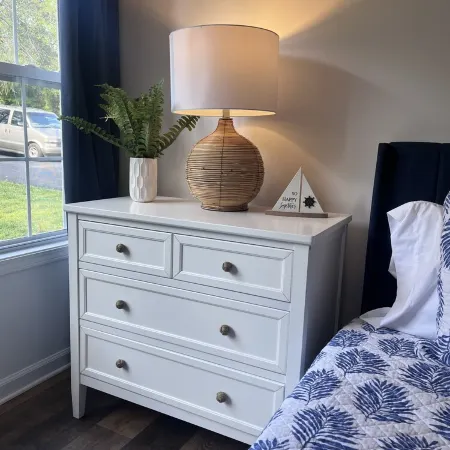 Remodeled House Near Jamestown Marina, Room to Park Your Boat in Driveway!