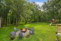 Modern Rustic Private Ranch w/ Peloton! Hotels near Pocono Peddler's Village Antique Mall
