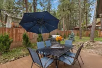 Mountain Escape Near Nau and Downtown - Hot Tub, Game Room, AC, Garage