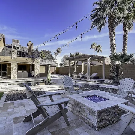 Scottsdale Kierland Compound w/ Large Hot Tub!