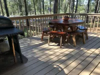 Classic Otter Cabin: Near Village & SHARC
