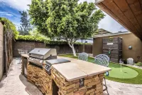 🏜 🌵Remodeled Charming Urban Desert Retreat with billiard-room🎱Dog Friendly🐾 Hotels near IKEA