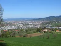 Nice apartment with garden and garage space