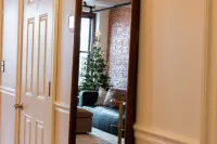 Luxurious 2 BR Loft