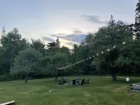 Charming restored 1830s cape Deer Isle