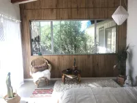 The Joshua Tree Hideaway w/ hot tub. Children and Pet friendly