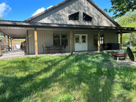 Nature's Retreat: Ultimate ATV & Fishing Getaway minutes from Cherry Springs Отели в г. Абботт Тауншип