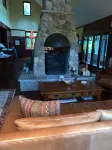 Beautiful Home for rent near CHQ Lake & Institution.