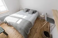 T2bis , 200 m from the city center, 60m² with terrace Hotels in Bagneres-de-Bigorre