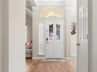 Fully Remodeled 3 bedroom 2 Bath Home Hotels in Mansfield