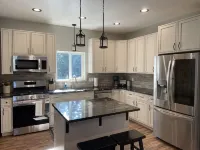 Hibernation Station - Two Bedroom Cabin Hotels in Anchor Point