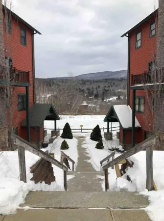 Hunter Mountain 2 Bedroom Condo - Steps to Slopes & Zip Line!! Отели рядом с достопримечательностью «Hunter Mountain NY Snow Tubing»
