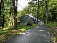 Watkins Glen, Corning, Finger Lakes 3 BR 3 Bath w/ Hot Tub - Boutique