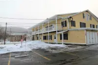 Updated Main St Condo in downtown Ludlow!