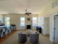 Luxury lofted 2-bedroom downtown condo in beautiful Red Lodge with WiFi, AC Các khách sạn ở 