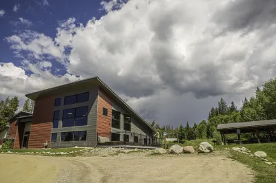 Newly renovated Winter Park condo on the Fraser River